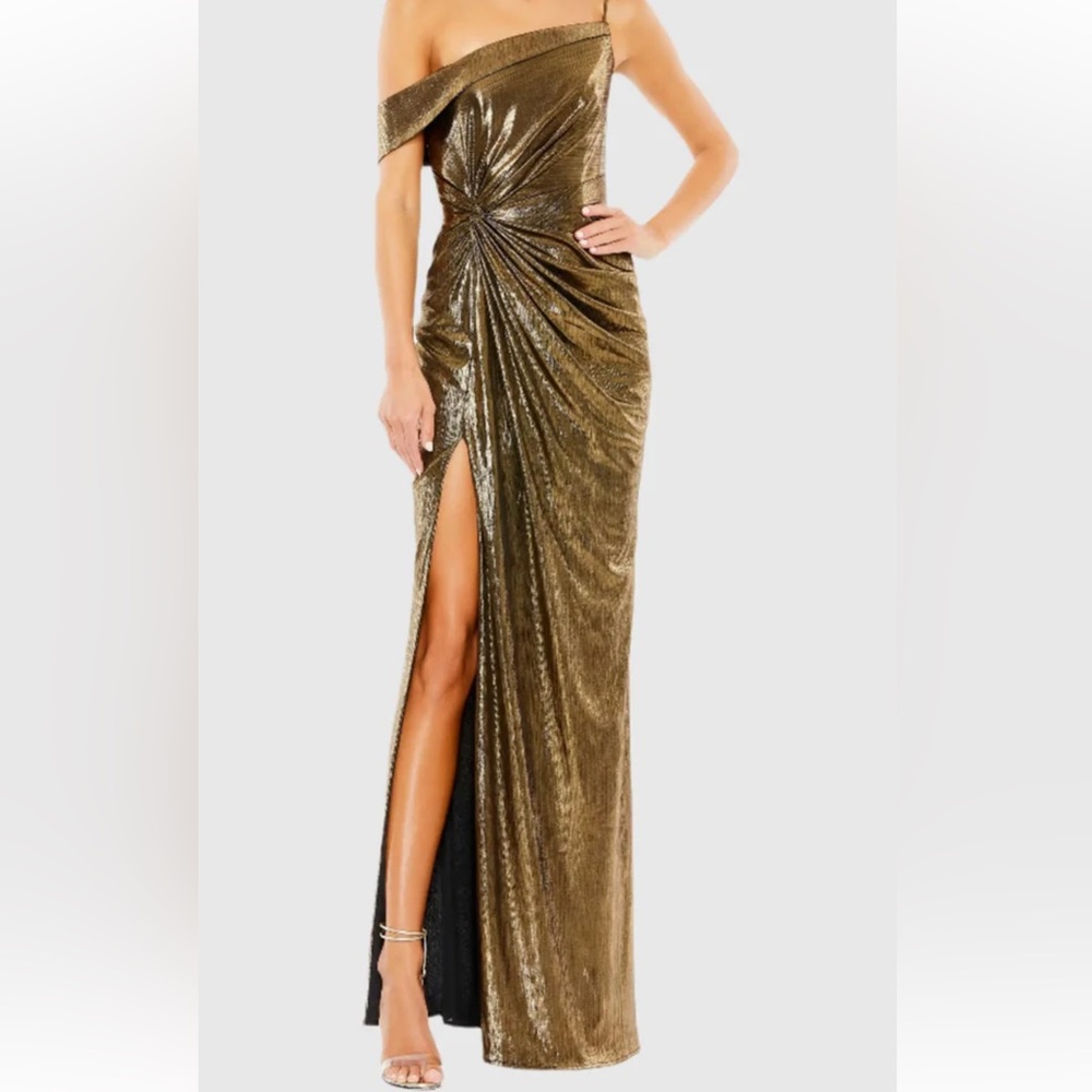 MAC DUGGAL liquid gold gown style 26728